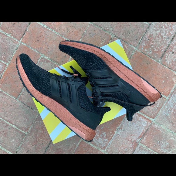 Adidas Ultra Boost 3.0 Limited Bronze - Picture 1 of 9